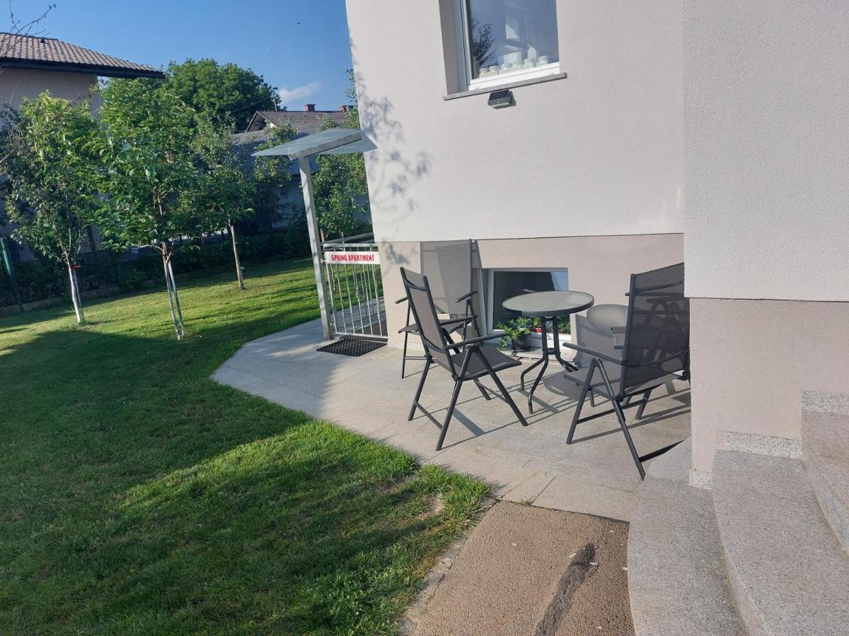 Apartamento Spring Apt With Garden And Free Secure Parking Domžale Exterior foto